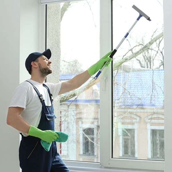 نحوه تمیز کردن پنجره دو جداره upvc